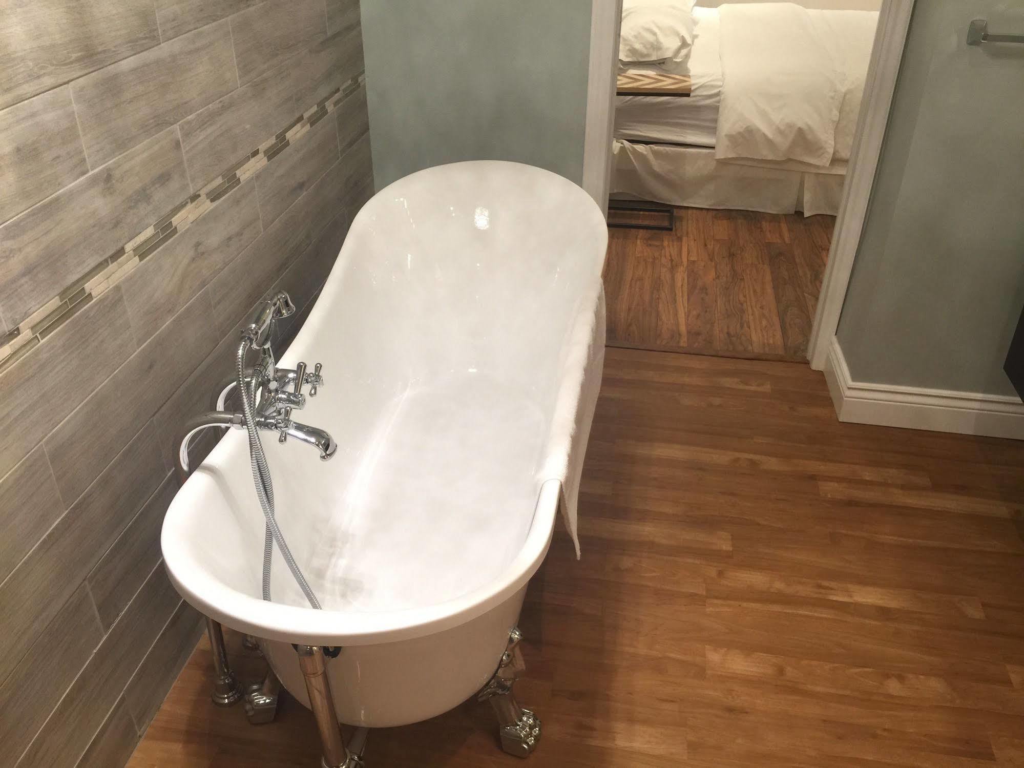 Grey Rose Suites Hanover Eksteriør billede